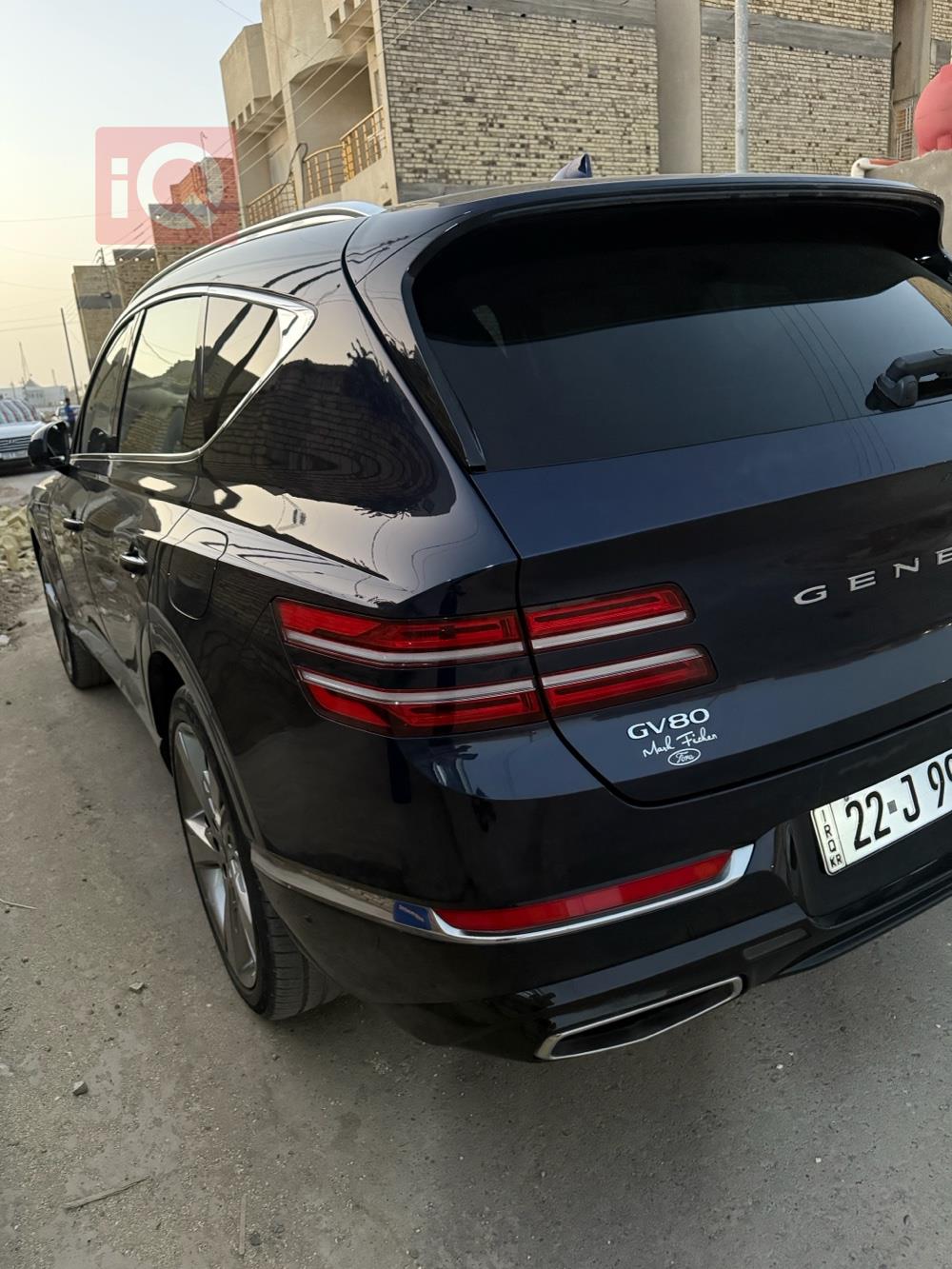 جێنسس GV80